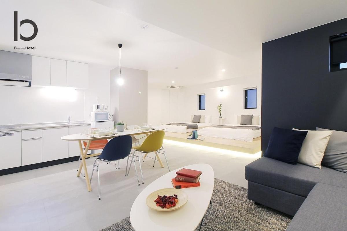 Bhotel Heiwaodori 302 - Huge Apt In Famous Hiroshima Dori For 6P Buitenkant foto